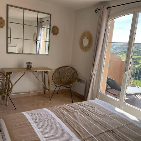 Les Greens - Ste Maxime - 6 Pers - Wifi - Proche Plages Et Centre-ville