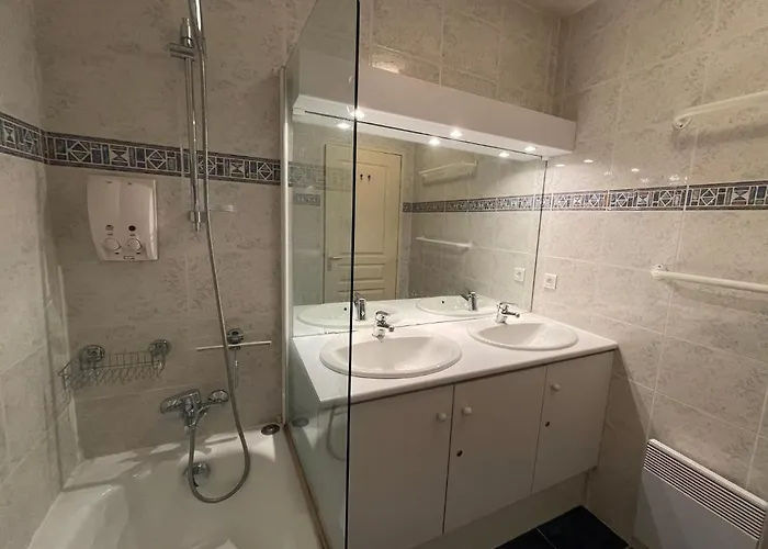 Les Greens - Ste Maxime - 6 Pers - Wifi - Proche Plages Et Centre-ville Hébergement de vacances *