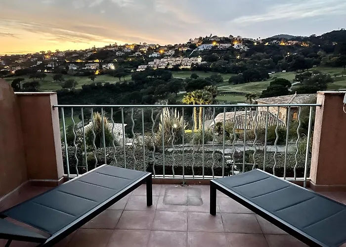 Les Greens - Ste Maxime - 6 Pers - Wifi - Proche Plages Et Centre-ville Hébergement de vacances