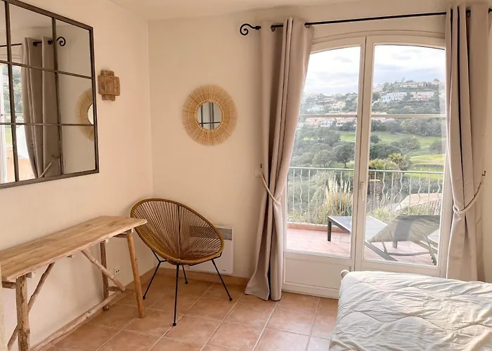 Hébergement de vacances Les Greens - Ste Maxime - 6 Pers - Wifi - Proche Plages Et Centre-ville Sainte-Maxime