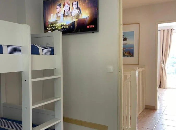 Les Greens - Ste Maxime - 6 Pers - Wifi - Proche Plages Et Centre-ville Hébergement de vacances Sainte-Maxime