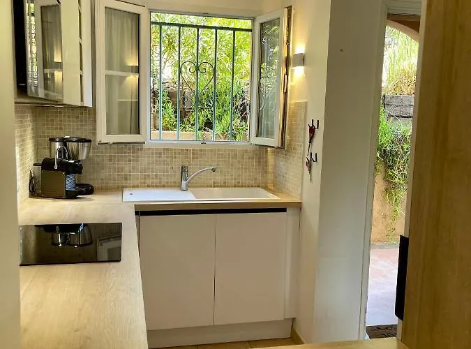 Hébergement de vacances Les Greens - Ste Maxime - 6 Pers - Wifi - Proche Plages Et Centre-ville *